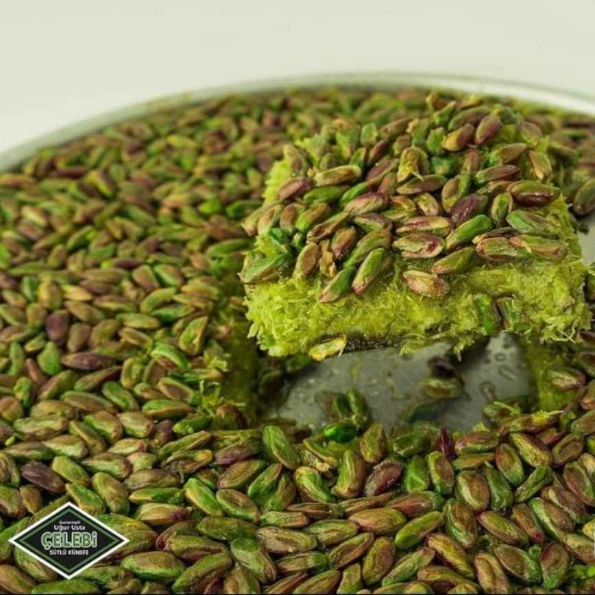çelebi sütlü künefe burmalı kadayıf, kaymaklı kadayıf, sütlü künefe , simit katmer , katmer , dondurma , midye baklava , hasır kadayıf , kaymaklı kadayıf